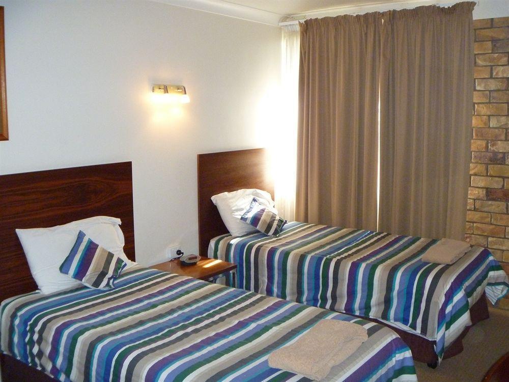 Burke & Wills Motor Inn Kingaroy Exterior foto